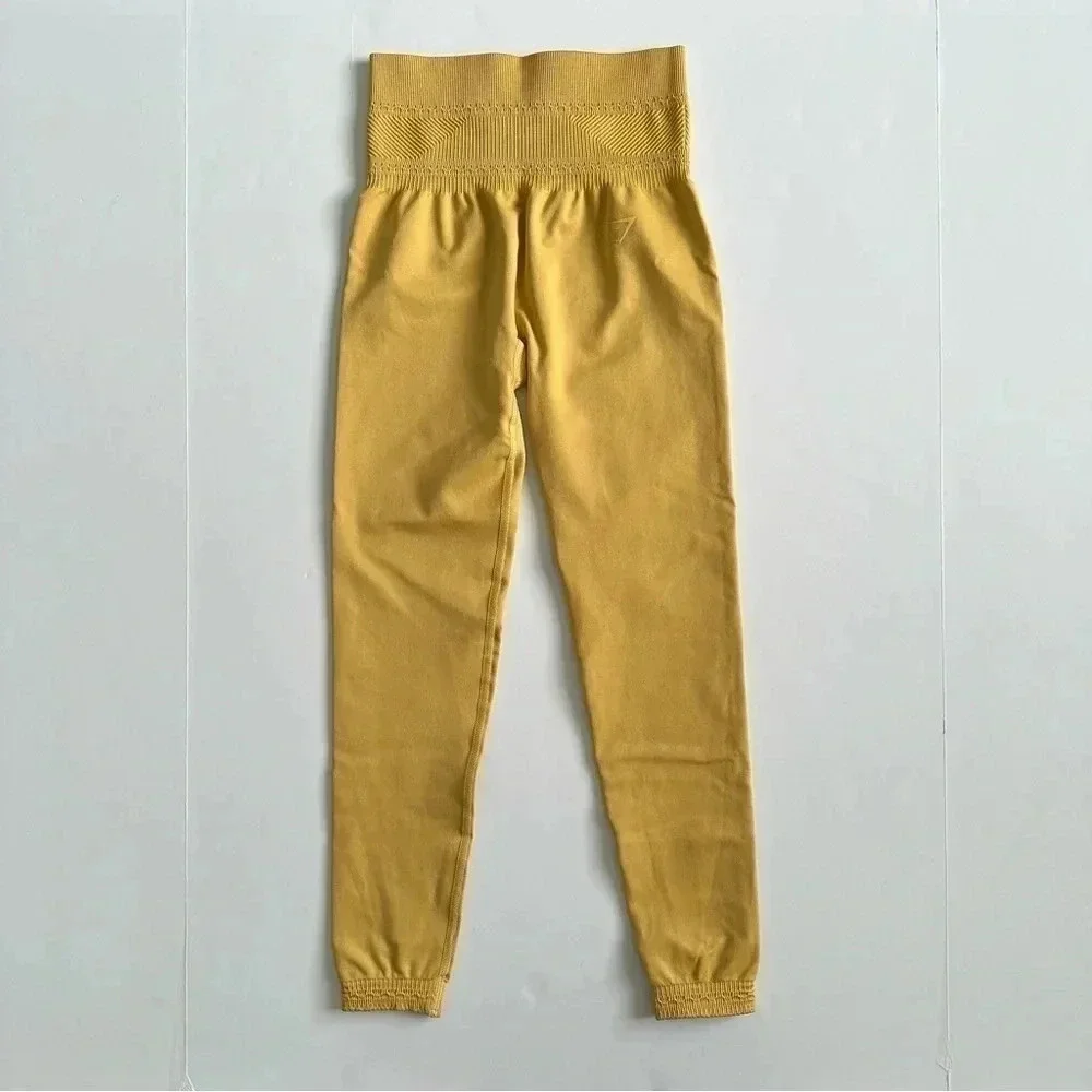 Gymshark‎ Studio Leggings Yellow Small